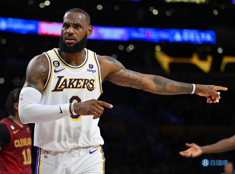 历史战绩碾压！多特主场对门兴豪取12连胜（多特主场称王：对门兴已连胜12场）