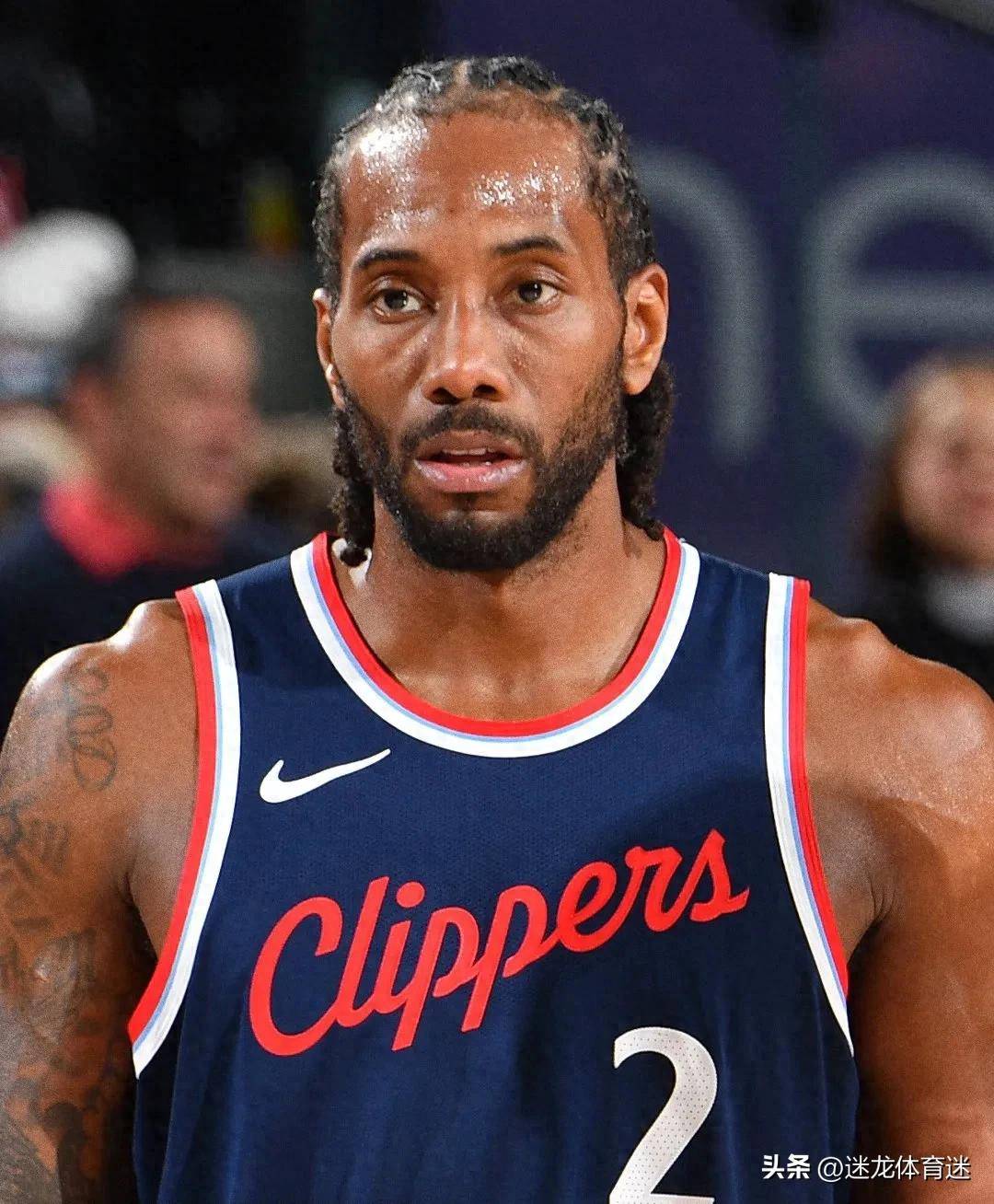 篮球火箭球队连续两场胜利庆祝（火箭队两连胜后热烈庆祝）