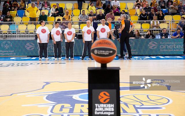 NBA半场：库里16分4板3助，勇士63-61森林狼（NBA半场战报：库里16分4篮板3助攻，勇士63-61领先森林狼）