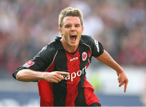 状态火热！浓眉连续4场比赛拿到两双，场均24.5分15板（浓眉状态爆棚：连续4场斩获两双，场均24.5分15篮板）