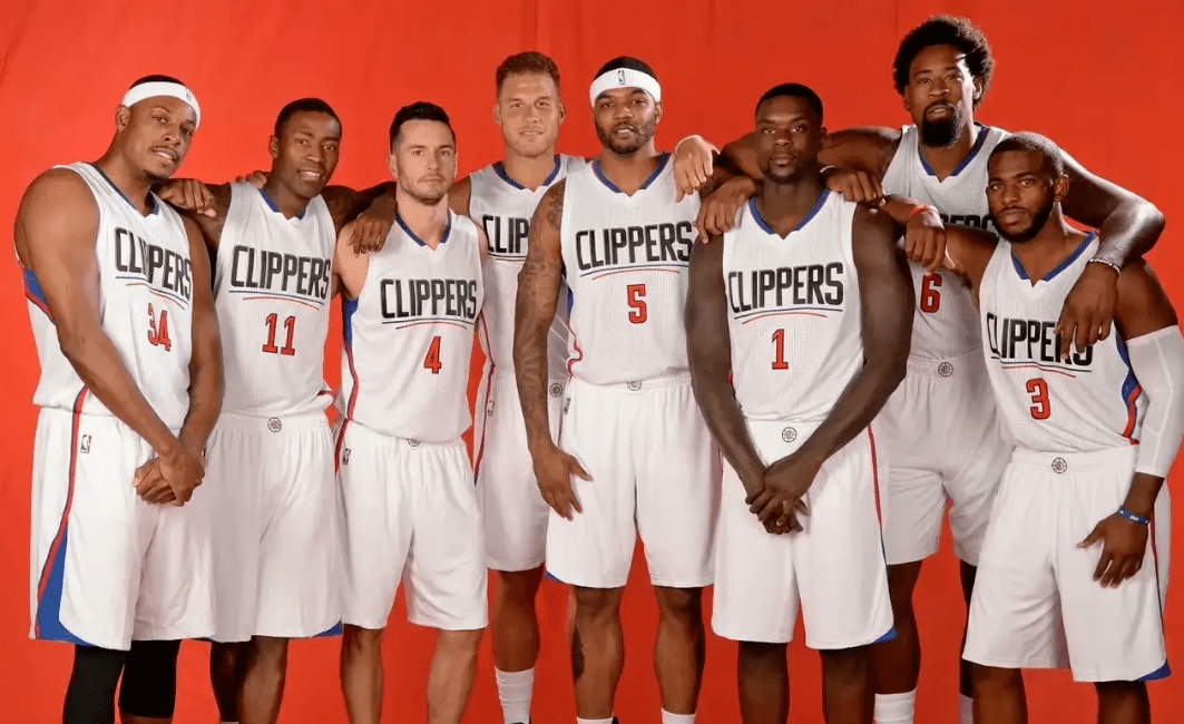 中甲半场：葛一凡两连扑保球门不失，苏州东吴0-0定南赣联（中甲半场战报：葛一凡连续神扑守住零封，苏州东吴0-0定南赣联）