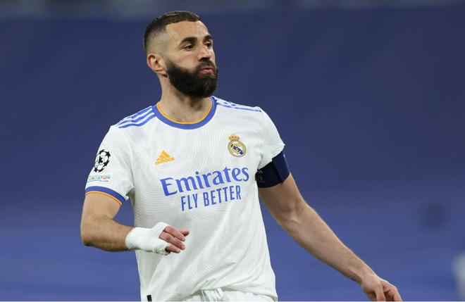 21岁的天空：最佳新人博格巴2014年巴西世界杯个人集锦（博格巴21岁高光时刻：2014年巴西世界杯最佳新秀个人集锦）