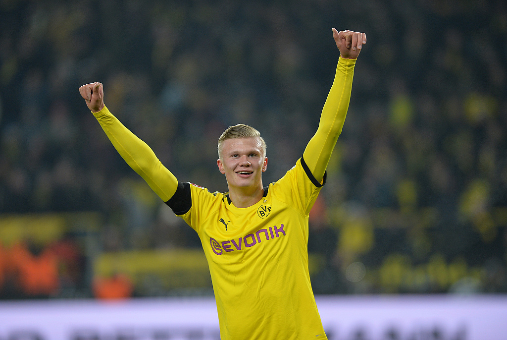 拜仁中场统治比赛（拜仁中场主宰全场）